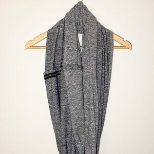 lululemon // Vinyasa Scarf